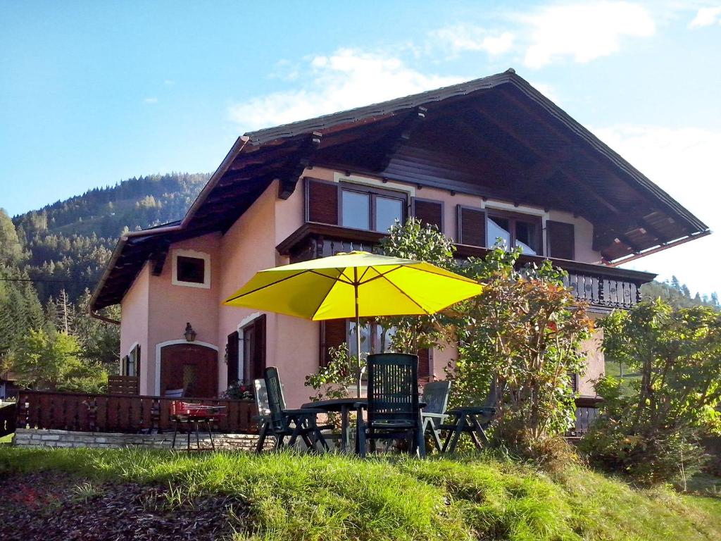 Ferienhaus Lux im Sommer